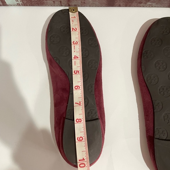 Tory Burch Burgundy Flats with Gold Logo - Picture 14 of 14
